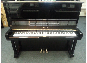 Yamaha U3 (66849)