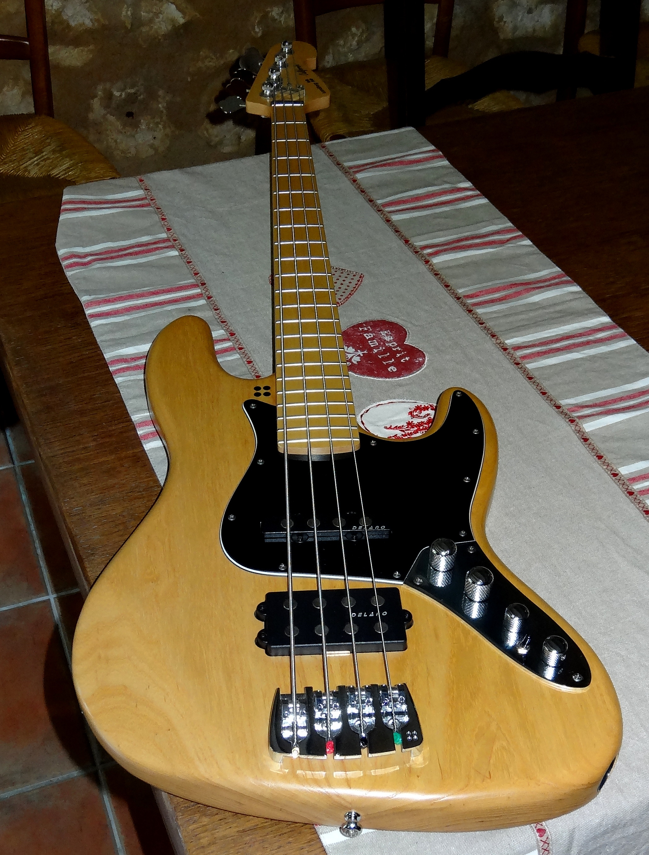 Sandberg (Bass) California TM 4