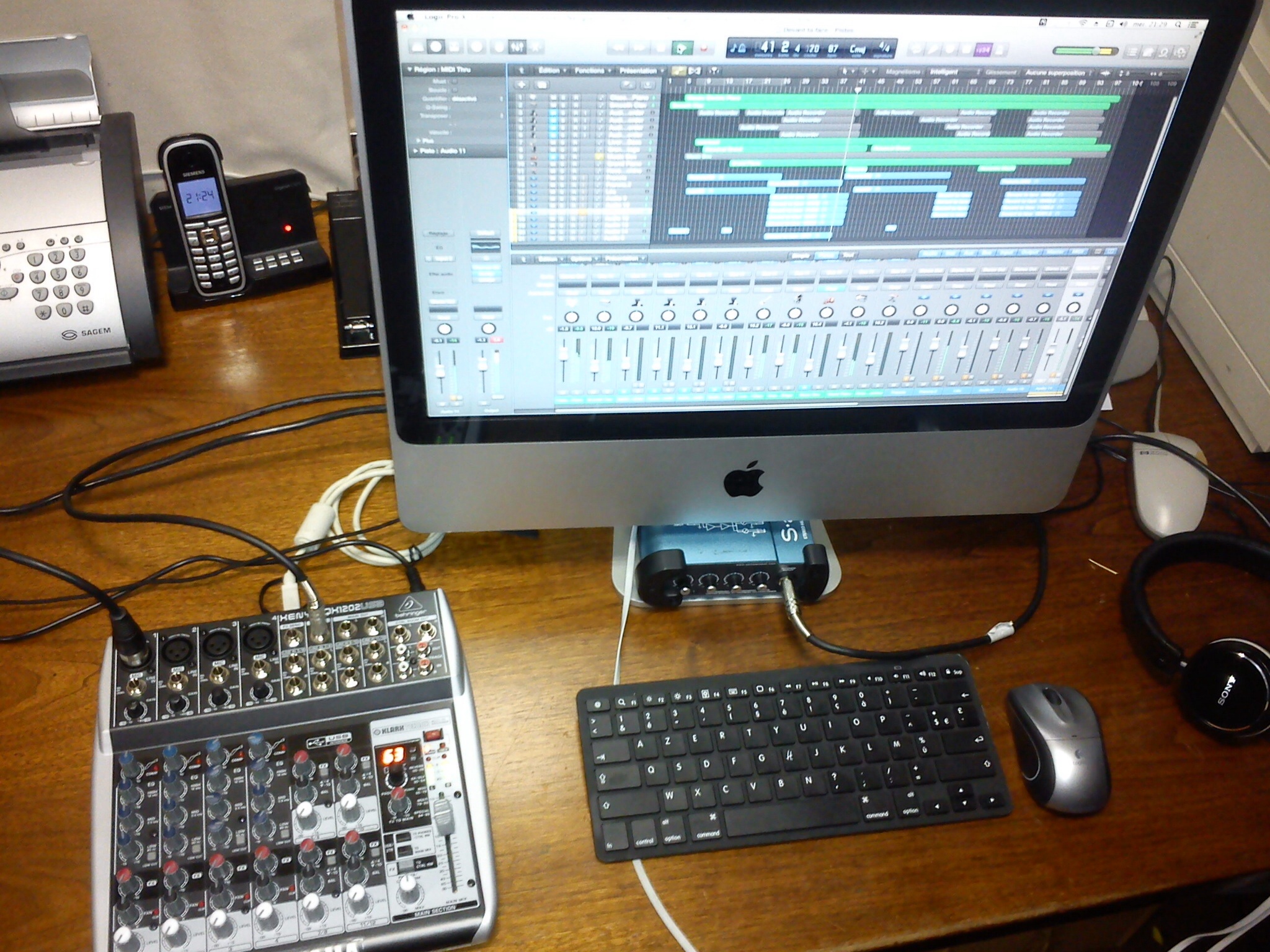 Behringer Xenyx QX1202USB