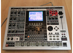 Roland MC-909 Sampling Groovebox (33656)