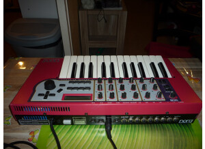 Roland JV-2080 (34680)