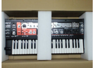 Roland SH-201 (85880)