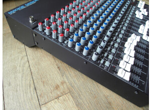 Mackie CR1604 (23928)