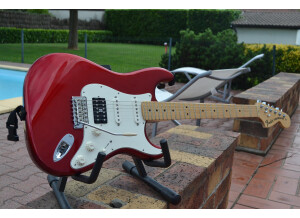 Fender Standard Stratocaster - Candy Apple Red Maple