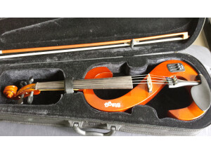 Stagg EVN 4/4 Electric Violin Package with Case