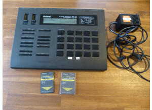 Roland R-8 (41789)