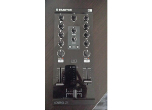 Native Instruments Traktor Kontrol Z1 (33235)
