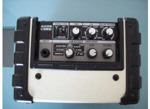 Roland Micro Cube - White