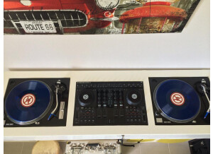 Native Instruments Traktor Kontrol S4 (93985)