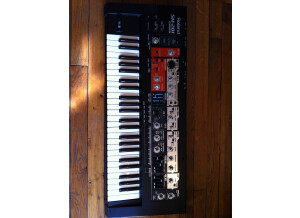 Roland SH-201 (71010)