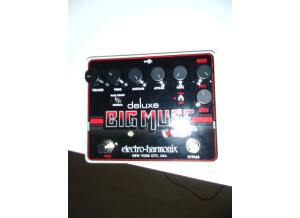 Electro-Harmonix Deluxe Bass Big Muff Pi (36914)