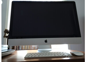 Apple iMac 27" 2.8GHz Quad-Core Intel Core i7/8GB
