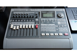 Roland VS-880 EX (13125)