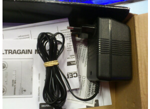 Behringer Tube Ultragain MIC100 (23683)