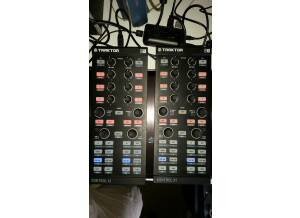 Native Instruments Traktor Kontrol X1 (54902)