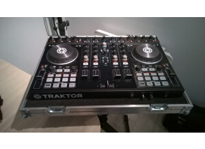 Native Instruments Traktor Kontrol S4 mk2 (21738)