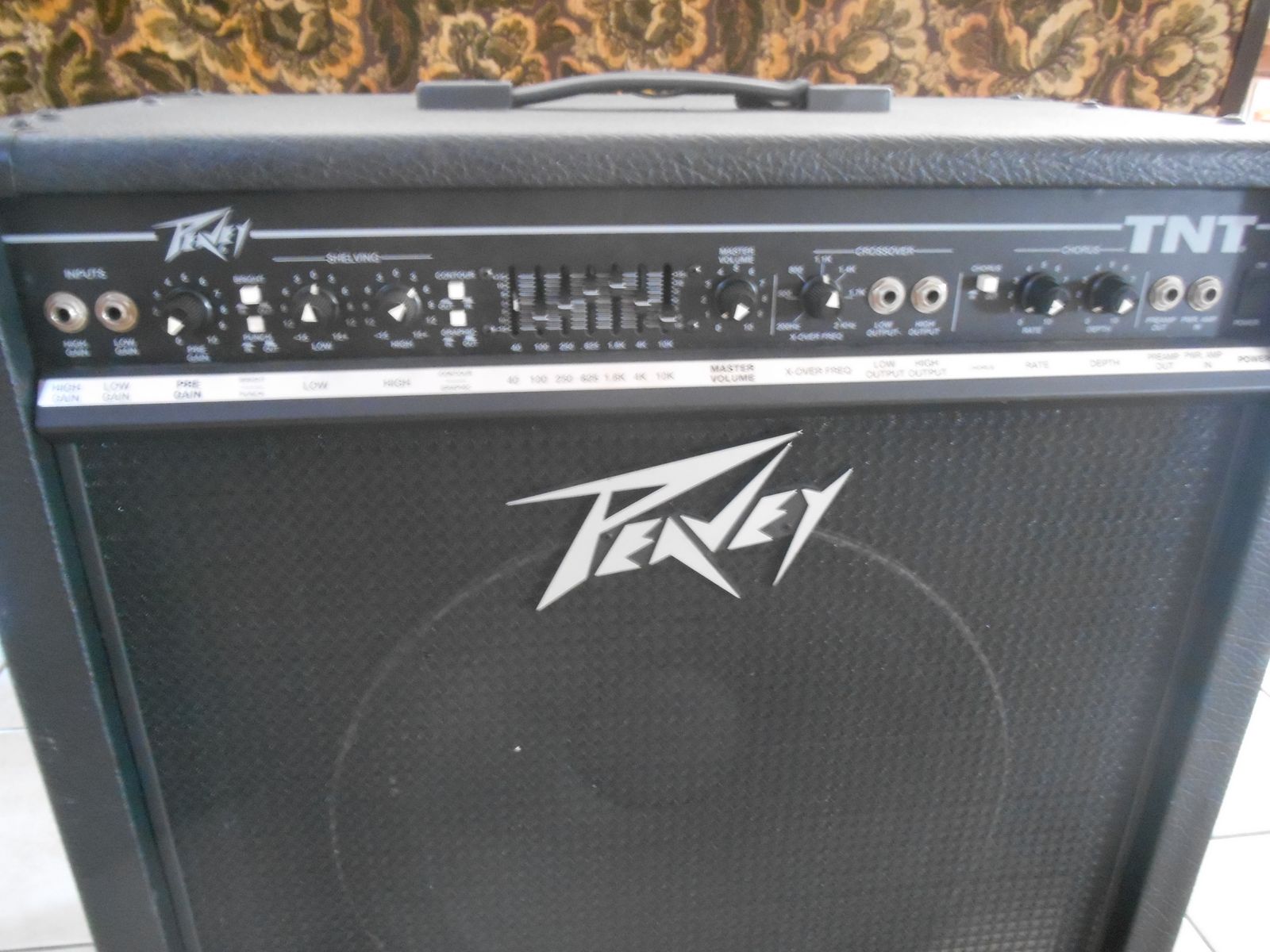 PEAVEY ピーヴィー TNT115 BW ベースアンプ Peavey TNT 115 BW 150-Watt 1x15 Bass Combo Amp - Previously