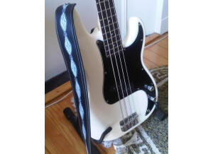 Squier Vintage Modified Precision Bass (47657)
