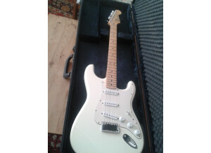 Fender STRATOCASTER made in Mexico 2004