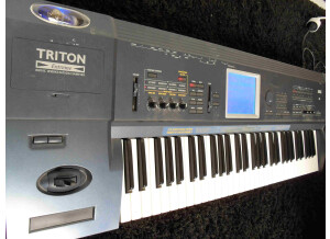 Korg Triton Extreme 61 (56995)