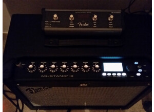 Fender Mustang III (74488)