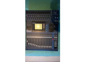 Yamaha 01V96 (8023)