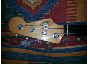 Fender Jaco Pastorius Fretless Jazz Bass - 3-Color Sunburst