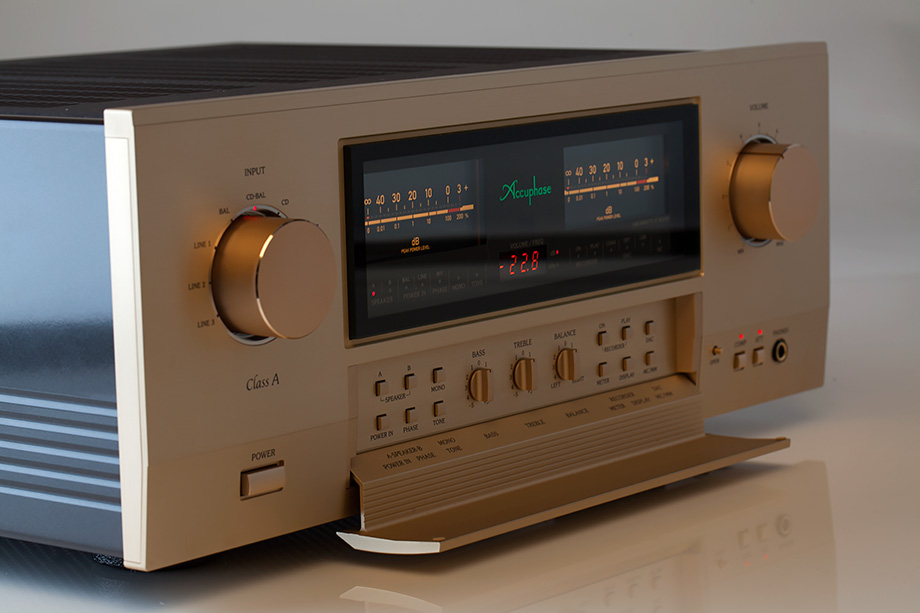 Accuphase E-600