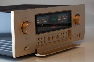 Accuphase E-600