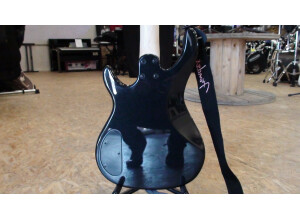 Squier MB-4 Skull & Crossbones Bass