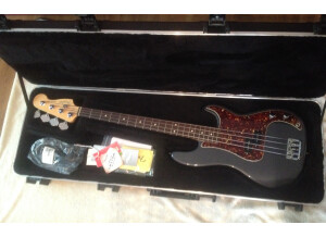 Fender American Standard 2012 Precision Bass - Jade Pearl Metallic Rosewood