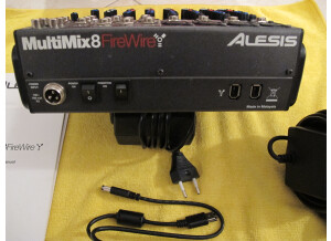 Alesis MultiMix 8 FireWire (59925)