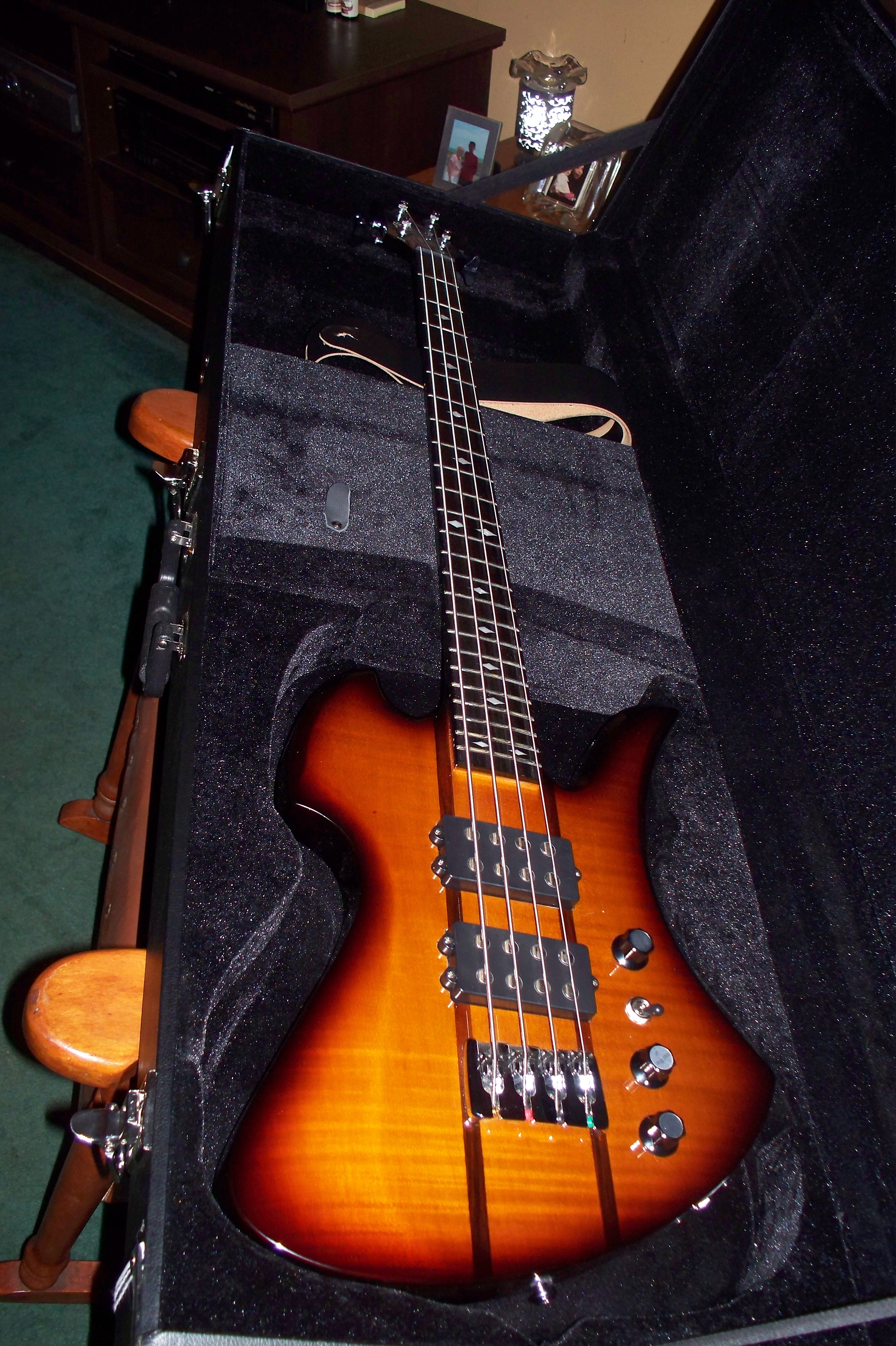 B.C. Rich Mockingbird ST Bass