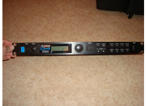 Alesis D4 (35256)