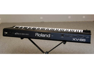 Roland XV-88 (24434)