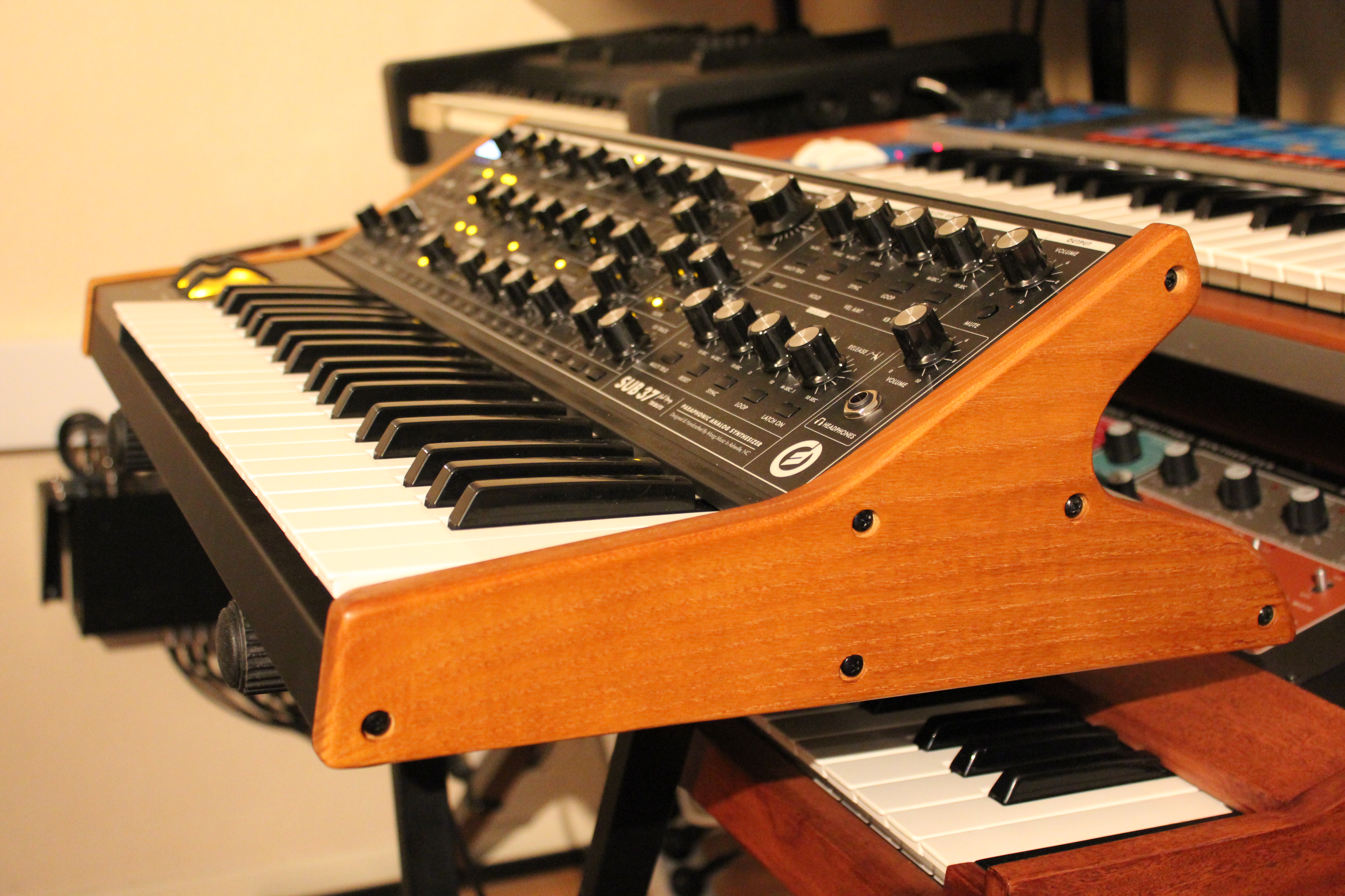 Moog Sub 37