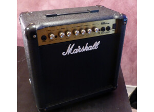 Marshall MG15CDR (4000)