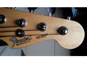 Fender Standard Jazz Bass - Brown Sunburst Maple