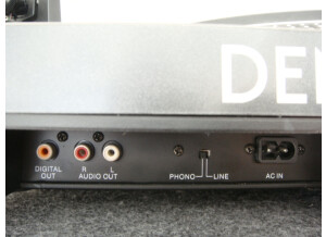 Denon DP-DJ 151