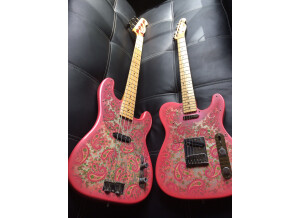 Fender Limited Edition Pink Paisley Precision Bass Japan