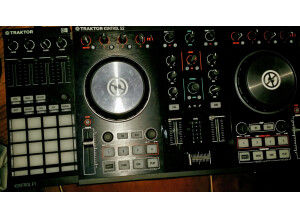 Native Instruments Traktor Kontrol S2 mk2 (56722)