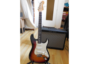 Fender American Standard Stratocaster - 3-Color Sunburst Rosewood