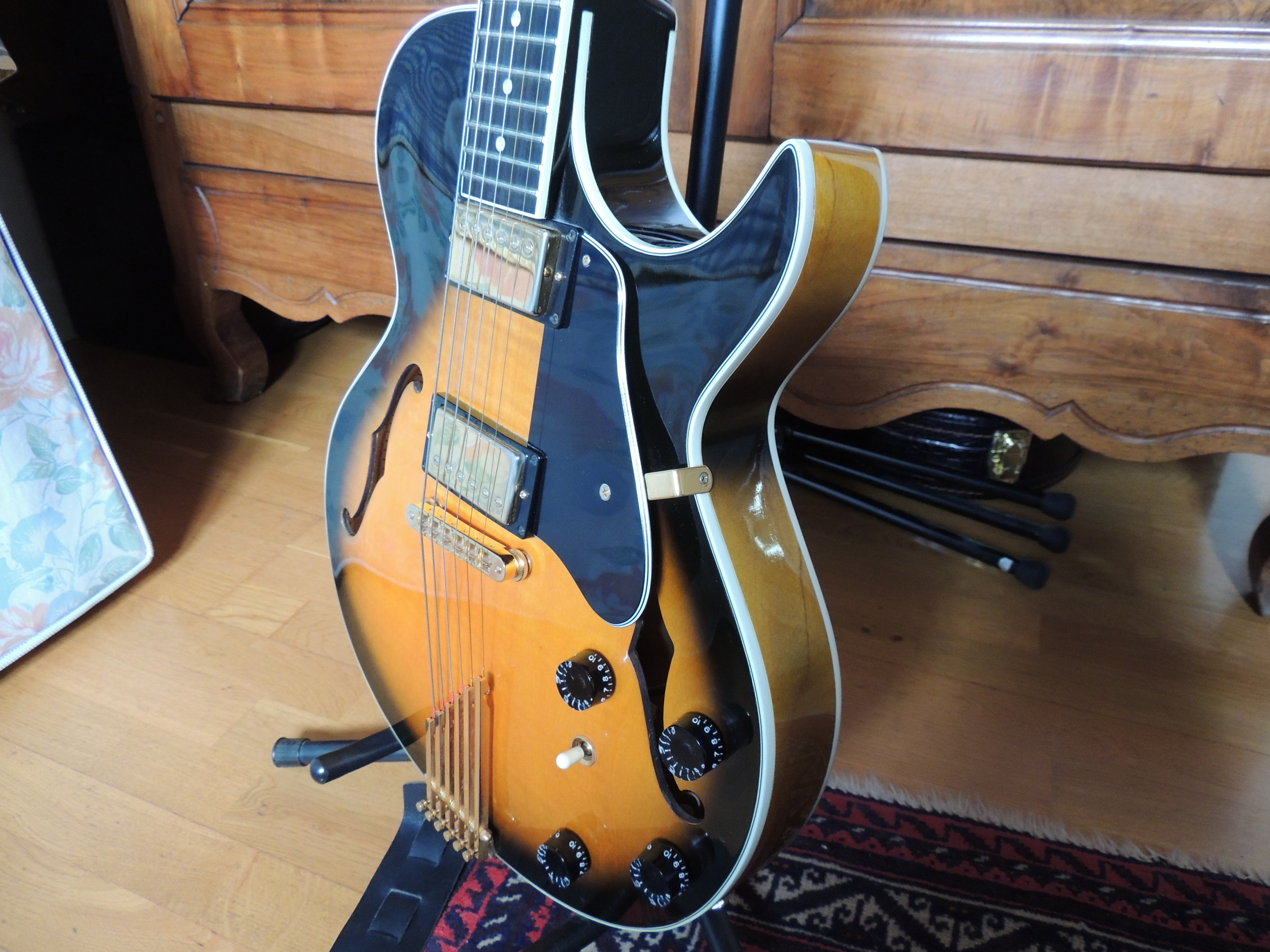 Gibson Howard Roberts Fusion II