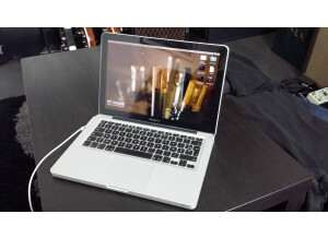 Apple MacBook Pro 13" i5 (377)
