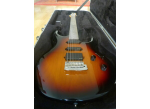 Music Man Luke II tobacco sunburst