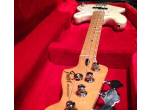 Fender STANDARD PRECISION BASS TOUCHE PALISSANDRE ARCTIC WHITE