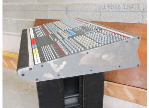 Allen & Heath GL3000 24/8/2 (81004)