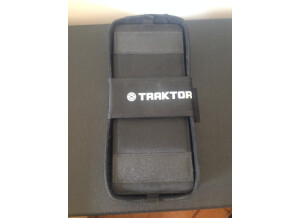 Native Instruments Traktor Kontrol X1 (84667)