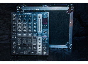 Pioneer DJM-700-K (6221)