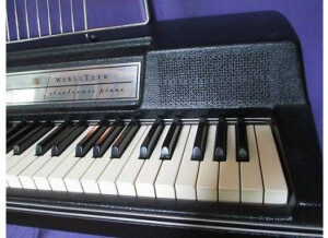 Wurlitzer Piano electrique vintage Wurlitzer 200 de 1970, complet